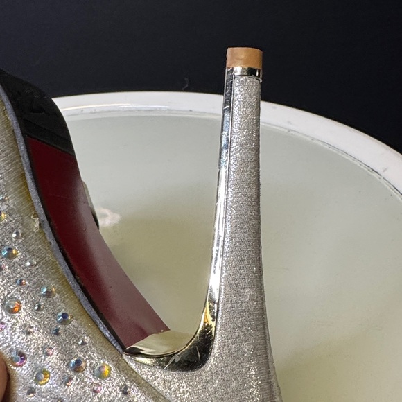 METRO WEDDING HEELS Elegant Silver Peep-Toe Heels SWAROVSKI CRYSTALS - Picture 9 of 10